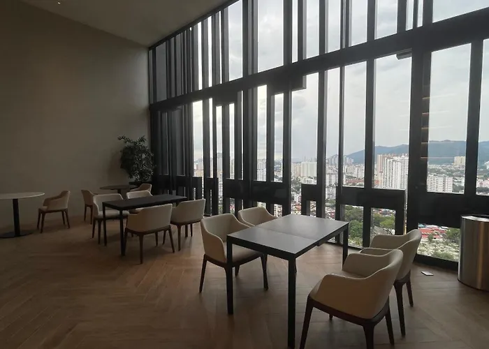 Beacon 2Br Infinity Pool - By Bnb4U