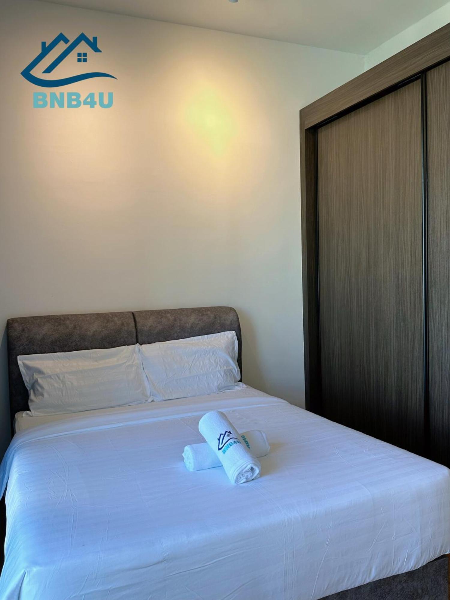 Apartment Beacon 2br Infinity Pool - By Bnb4u George Town