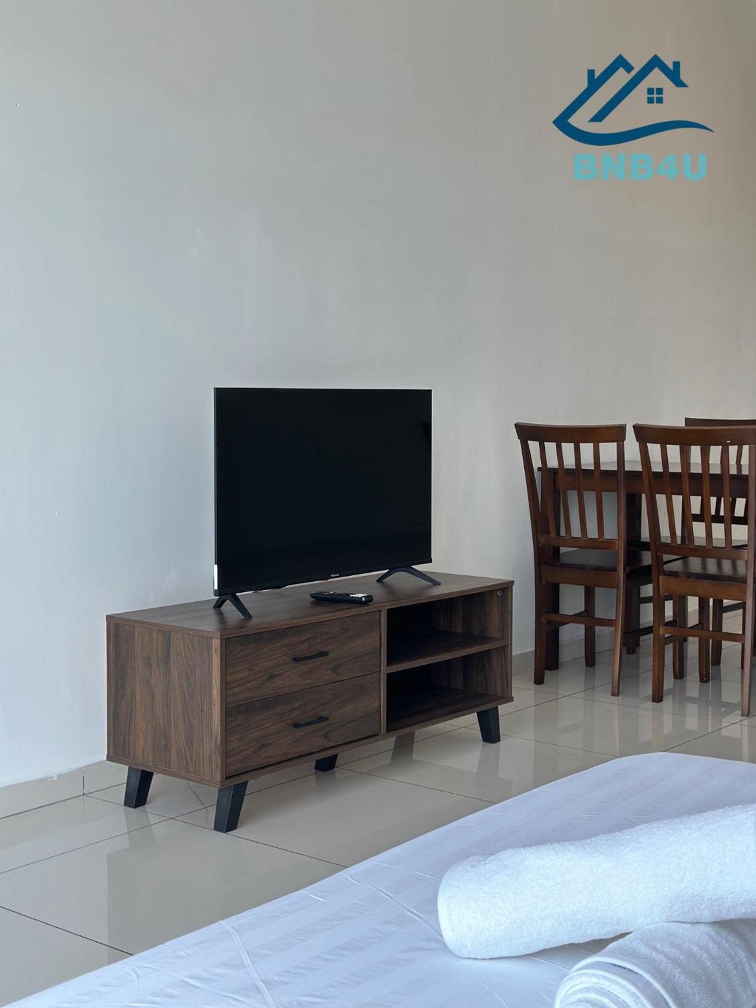 Apartment Beacon 2br Infinity Pool - By Bnb4u *
