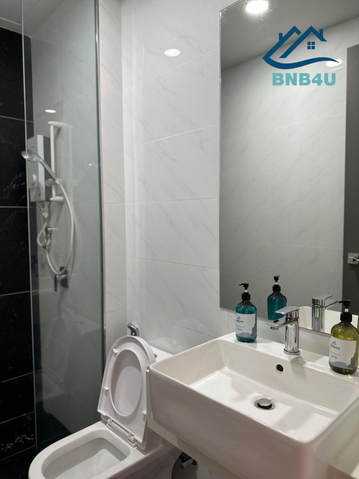 Apartment Beacon 2br Infinity Pool - By Bnb4u George Town