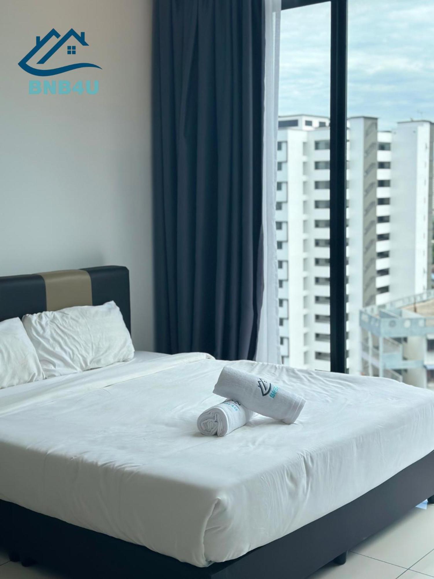 Beacon 2br Infinity Pool - By Bnb4u * George Town