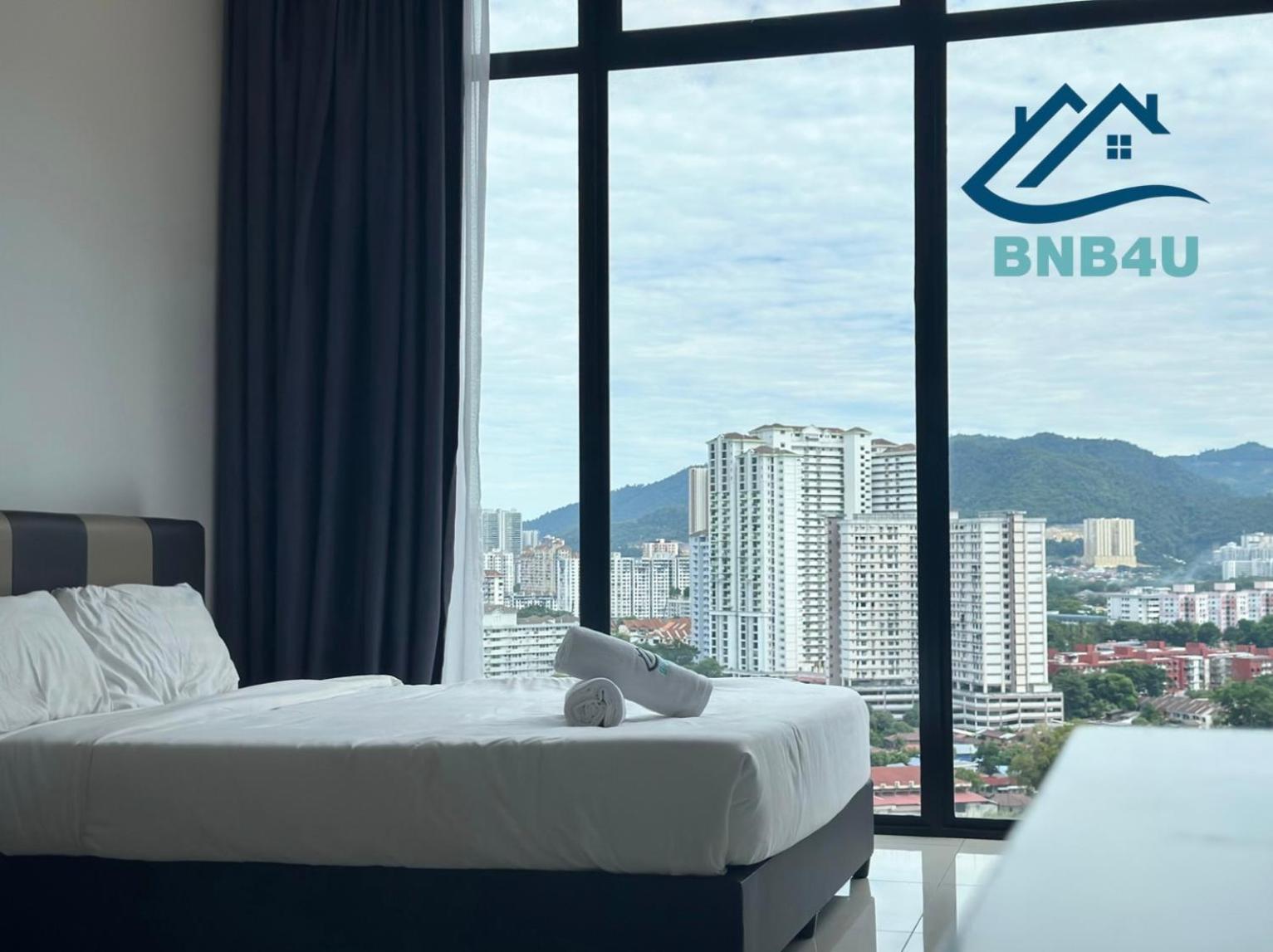 Beacon 2br Infinity Pool - By Bnb4u * George Town