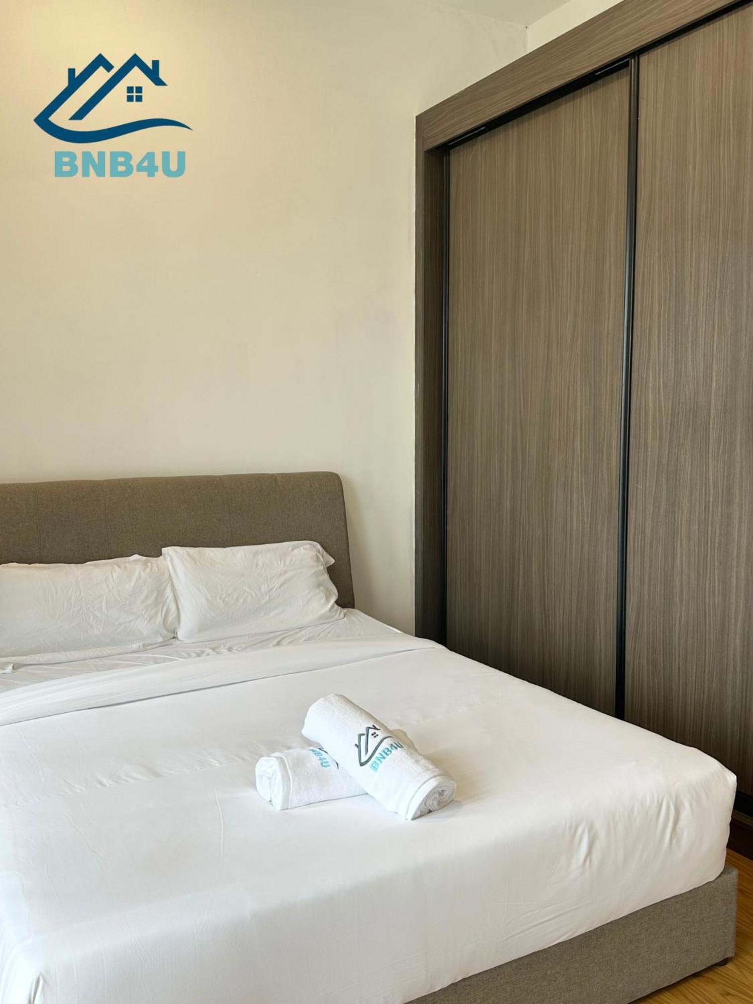 Beacon 2br Infinity Pool - By Bnb4u Apartment George Town